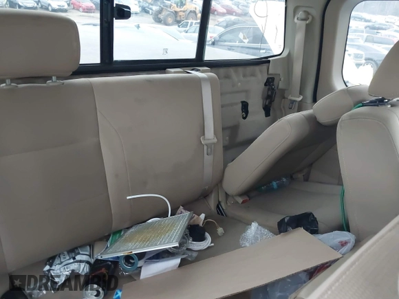 2008 Nissan Titan SE with VIN 1N6AA06A08N306824, listed as a IAAI auction lot 41407249 with Not Provided miles. Bid and sale history available at carsss.com. Image 8.