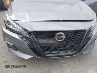 2022 Nissan Altima SR z VIN 1N4BL4CV7NN420272, wystawiony jako IAAI lot #41445103 z przebiegiem 48 685 mil mil oraz . Historia ofert i sprzedaży dostępna na DreamBid. Obrazek 6.