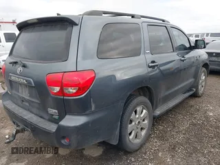 2010 Toyota Sequoia SR5 with VIN 5TDBW5G16AS032243, listed as a IAAI auction lot 41568907 with 213,838 mi miles. Bid and sale history available at carsss.com. Image 4.