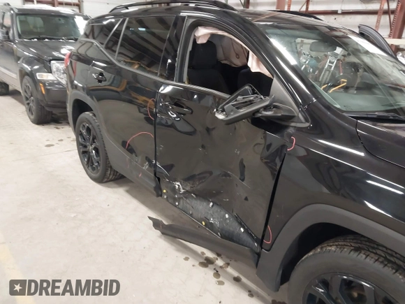 2019 GMC Terrain SLE with VIN 3GKALTEV3KL301938, listed as a IAAI auction lot 41889665 with 77,191 mi miles. Bid and sale history available at carsss.com. Image 6.
