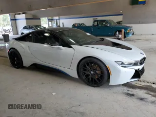 2016 BMW i8 z VIN WBY2Z2C55GV676201, wystawiony jako Copart lot #67888374 z przebiegiem 59 010 mil mil oraz Szkoda całkowita • Salvage title. Historia ofert i sprzedaży dostępna na DreamBid. Obrazek 4.