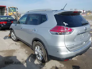 2015 Nissan Rogue SL with VIN 5N1AT2MT7FC877986, listed as a IAAI auction lot 41777704 with 130,537 mi miles. Bid and sale history available at carsss.com. Image 3.