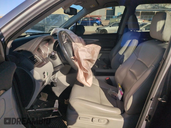 2017 Honda Pilot EX-L with VIN 5FNYF6H5XHB010570, listed as a Copart auction lot 49847335 with 103,800 mi miles and Salvage Title. Bid and sale history available at DreamBid. Image 7.