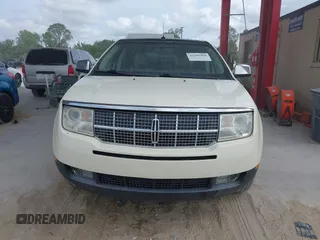 2008 Lincoln MKX with VIN 2LMDU88C78BJ33271, listed as a IAAI auction lot 42205460 with 148,146 mi miles and . Bid and sale history available at DreamBid. Image 6.