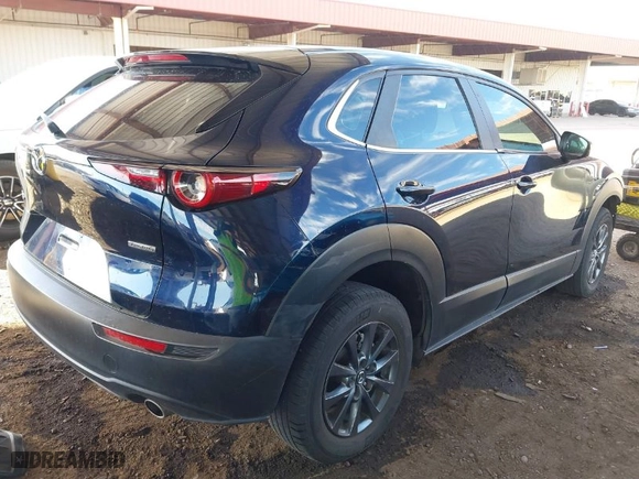 2020 Mazda CX-30 with VIN 3MVDMABL5LM118547, listed as a IAAI auction lot 41637124 with 85,168 mi miles. Bid and sale history available at carsss.com. Image 4.