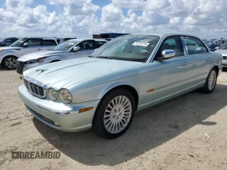 2005 Jaguar XJ VDP with VIN SAJWA82C35SG38532, listed as a Copart auction lot 74119114 with 113,507 mi miles and Salvage Title. Bid and sale history available at carsss.com. Image 1.