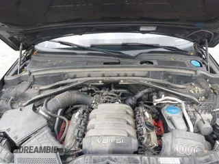 2012 Audi Q5 3.2L Premium Plus with VIN WA1DKAFP2CA040692, listed as a IAAI auction lot 42103532 with 177,382 mi miles. Bid and sale history available at carsss.com. Image 10.