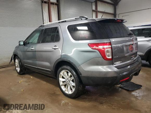2014 Ford Explorer XLT with VIN 1FM5K8D89EGA63428, listed as a Copart auction lot 52365995 with 176,663 mi miles and Salvage Title. Bid and sale history available at carsss.com. Image 2.