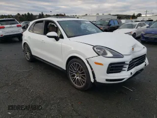 2022 Porsche Cayenne z VIN WP1AA2AY4NDA06206, wystawiony jako Copart lot #70961832 z przebiegiem Nie podano mil oraz . Historia ofert i sprzedaży dostępna na DreamBid. Obrazek 4.