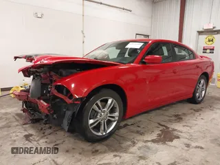 2013 Dodge Charger SXT z VIN 2C3CDXJG6DH528802, wystawiony jako IAAI lot #42172409 z przebiegiem 77 107 mil mil oraz . Historia ofert i sprzedaży dostępna na DreamBid. Obrazek 2.