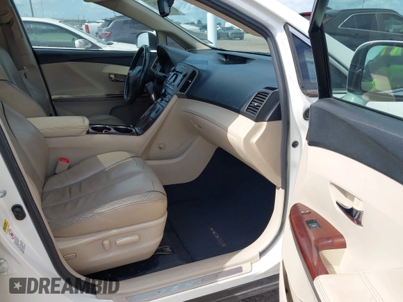 2011 Toyota Venza with VIN 4T3ZK3BB0BU040014, listed as a IAAI auction lot 42342427 with 183,446 mi miles and . Bid and sale history available at DreamBid. Image 5.