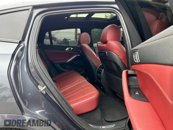 2021 BMW X6 sDrive40i z VIN 5UXCY4C05M9H19479, wystawiony jako Copart lot #54268205 z przebiegiem 85 899 mil mil oraz Czysty tytuł • Clean title. Historia ofert i sprzedaży dostępna na DreamBid. Obrazek 6.
