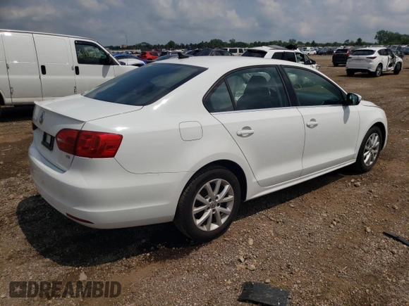 2014 Volkswagen Jetta Sedan SE w/Connectivity with VIN 3VWD07AJ0EM441517, listed as a Copart auction lot 65257454 with 132,987 mi miles and Salvage Title. Bid and sale history available at carsss.com. Image 3.