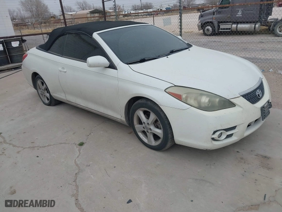 2008 Toyota Camry Solara SE with VIN 4T1FA38P18U150435, listed as a IAAI auction lot 41565548 with 211,568 mi miles. Bid and sale history available at carsss.com. Image 1.