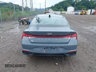 2022 Hyundai Elantra SE с VIN KMHLL4AG2NU308581, выставлен на аукционе IAAI как лот 42641290 с пробегом 29 571 миль миль и . История ставок и продаж доступна на DreamBid. Изображение 17.
