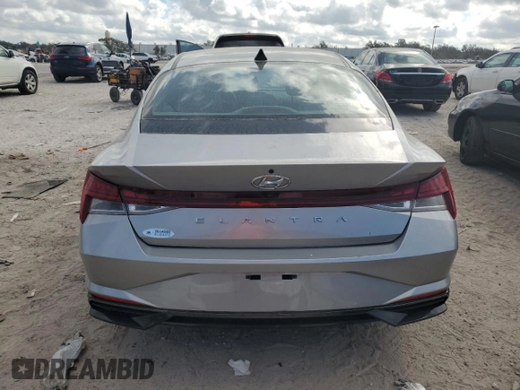 2022 Hyundai Elantra SEL z VIN 5NPLN4AG9NH069250, wystawiony jako Copart lot #44895245 z przebiegiem 55 926 mil mil oraz Szkoda całkowita • Salvage title. Historia ofert i sprzedaży dostępna na DreamBid. Obrazek 6.