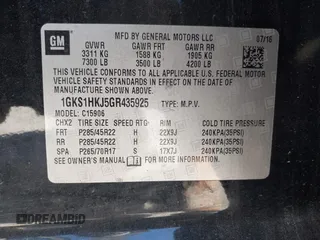 2016 GMC Yukon XL Denali with VIN 1GKS1HKJ5GR435925, listed as a IAAI auction lot 41727259 with 137,098 mi miles. Bid and sale history available at carsss.com. Image 9.