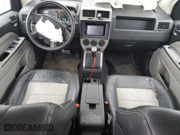 2007 Jeep Compass Limited with VIN 1J8FF57W67D256591, listed as a Copart auction lot 44167335 with 179,456 mi miles and Salvage Title. Bid and sale history available at carsss.com. Image 8.