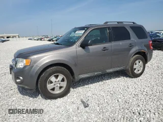 2012 Ford Escape XLT with VIN 1FMCU9DG6CKB80148, listed as a Copart auction lot 59953445 with 104,959 mi miles and Clean title. Bid and sale history available at DreamBid. Image 1.