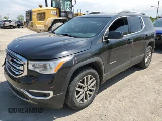 2018 GMC Acadia SLE z VIN 1GKKNLLSXJZ124867, wystawiony jako Copart lot #56381085 z przebiegiem 91 616 mil mil oraz Szkoda całkowita • Salvage title. Historia ofert i sprzedaży dostępna na DreamBid. Obrazek 1.