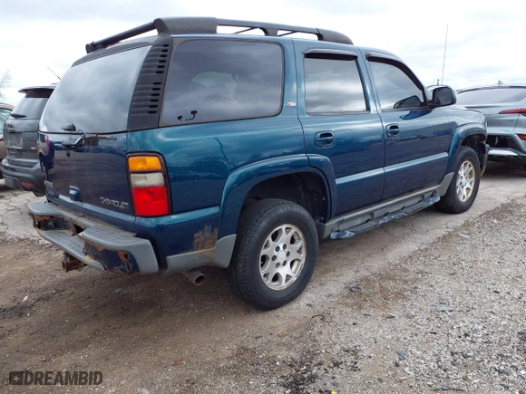 2005 Chevrolet Tahoe Z71 with VIN 1GNEK13Z95R255918, listed as a IAAI auction lot 42033067 with 236,936 mi miles. Bid and sale history available at carsss.com. Image 4.