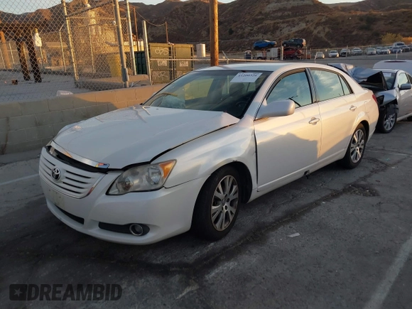 2008 Toyota Avalon XL with VIN 4T1BK36B38U272121, listed as a IAAI auction lot 41200326 with 138,260 mi miles. Bid and sale history available at carsss.com. Image 2.