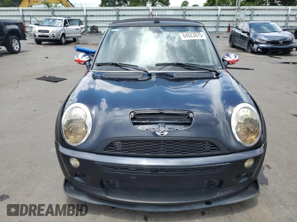 2007 MINI Convertible S with VIN WMWRH33597TJ43818, listed as a Copart auction lot 64623075 with 104,889 mi miles and Clean title. Bid and sale history available at DreamBid. Image 5.