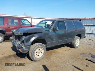 1991 Chevrolet Blazer с VIN 1GNDT13Z9M2200353, выставлен на аукционе IAAI как лот 42747066 с пробегом 145 333 миль миль и . История ставок и продаж доступна на DreamBid. Изображение 2.