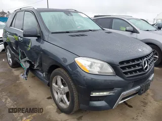 2014 Mercedes-Benz M ML 350 with VIN 4JGDA5JB8EA308784, listed as a IAAI auction lot 41766044 with 80,594 mi miles. Bid and sale history available at carsss.com. Image 1.