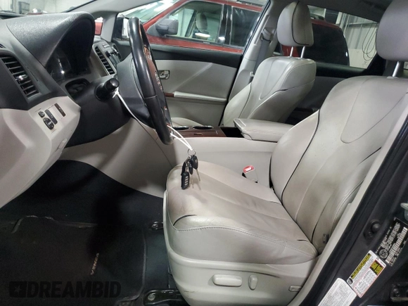 2010 Toyota Venza with VIN 4T3BA3BB1AU009860, listed as a Copart auction lot 48994655 with 130,709 mi miles and Salvage Title. Bid and sale history available at DreamBid. Image 7.