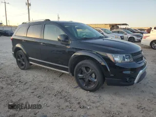 2019 Dodge Journey Crossroad with VIN 3C4PDCGB2KT821165, listed as a Copart auction lot 83360354 with Not Provided miles and Clean Title. Bid and sale history available at DreamBid. Image 4.