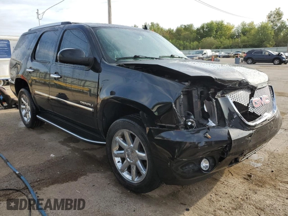 2011 GMC Yukon Denali with VIN 1GKS2EEF1BR327295, listed as a Copart auction lot 71555544 with 212,362 mi miles and Salvage Title. Bid and sale history available at carsss.com. Image 4.