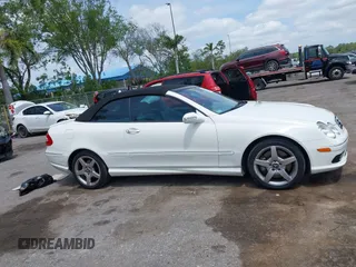 2005 Mercedes-Benz CLK 5.0L with VIN WDBTK75J55F123328, listed as a IAAI auction lot 42082590 with 58,969 mi miles. Bid and sale history available at carsss.com. Image 13.