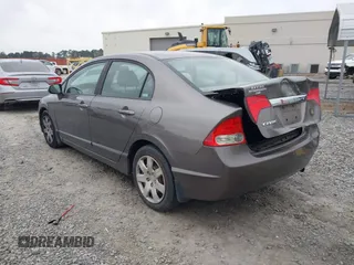 2009 Honda Civic LX z VIN 1HGFA16539L005299, wystawiony jako IAAI lot #41848263 z przebiegiem 169 019 mil mil oraz . Historia ofert i sprzedaży dostępna na DreamBid. Obrazek 3.
