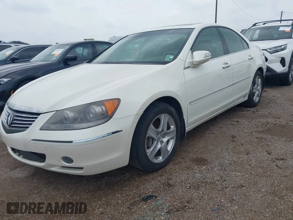2008 Acura RL Tech Pkg with VIN JH4KB16658C000637, listed as a IAAI auction lot 42094677 with 1 mi miles. Bid and sale history available at carsss.com. Image 2.