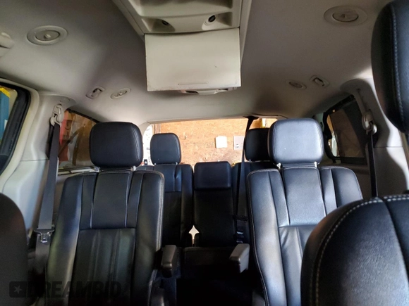 2015 Chrysler Town & Country Touring with VIN 2C4RC1BG5FR553630, listed as a Copart auction lot 54917685 with 163,450 mi miles and Clean Title. Bid and sale history available at carsss.com. Image 10.