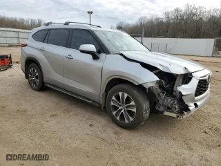 2021 Toyota Highlander XLE with VIN 5TDGZRAH4MS035253, listed as a Copart auction lot 47114645 with 119,958 mi miles and Salvage Title. Bid and sale history available at carsss.com. Image 4.