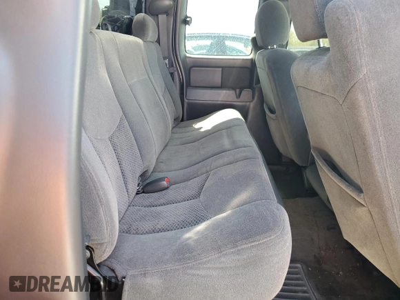 2005 Chevrolet Silverado 1500 Work Truck z VIN 1GCEC19X05Z291296, wystawiony jako Copart lot #48926825 z przebiegiem 282 858 mil mil oraz Szkoda całkowita • Salvage title. Historia ofert i sprzedaży dostępna na DreamBid. Obrazek 10.