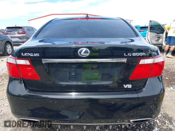 2008 Lexus LS 600h L with VIN JTHDU46FX85001632, listed as a IAAI auction lot 42595828 with 232,973 mi miles and . Bid and sale history available at DreamBid. Image 16.