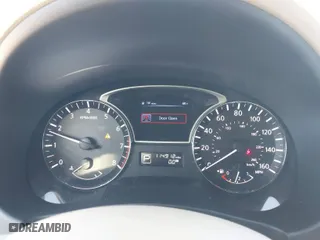 2014 Nissan Altima 2.5 S with VIN 1N4AL3AP3EN215722, listed as a IAAI auction lot 42017562 with 114,912 mi miles. Bid and sale history available at carsss.com. Image 7.