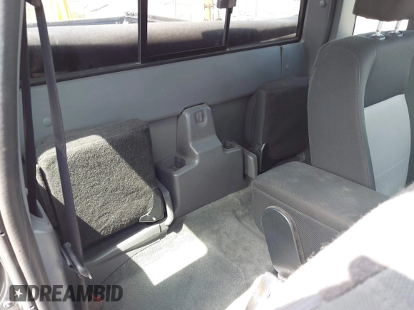 2011 Ford Ranger XLT with VIN 1FTLR4FE5BPB03311, listed as a IAAI auction lot 42170019 with 111,224 mi miles and . Bid and sale history available at DreamBid. Image 8.