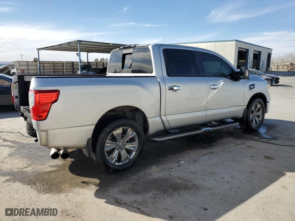 2017 Nissan Titan SV with VIN 1N6AA1E52HN556530, listed as a Copart auction lot 48226674 with 123,541 mi miles and Clean Title. Bid and sale history available at carsss.com. Image 3.