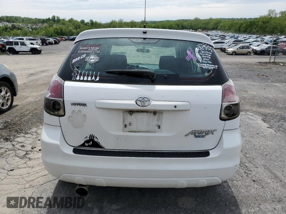 2006 Toyota Matrix STD z VIN 2T1KR32EX6C601035, wystawiony jako Copart lot #55938865 z przebiegiem 253 835 mil mil oraz Szkody całkowita. Historia ofert i sprzedaży dostępna na DreamBid. Obrazek 6.