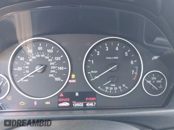 2013 BMW 3 Series 328i xDrive with VIN WBA3B5G54DNP40324, listed as a IAAI auction lot 41702014 with 126,932 mi miles. Bid and sale history available at carsss.com. Image 7.