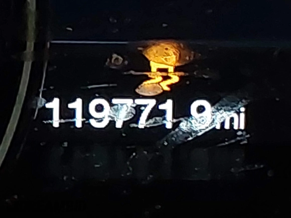 2019 Ford F-250 XL z VIN 1FT7W2BT9KEG37734, wystawiony jako IAAI lot #42042880 z przebiegiem 119 771 mil mil oraz . Historia ofert i sprzedaży dostępna na DreamBid. Obrazek 7.