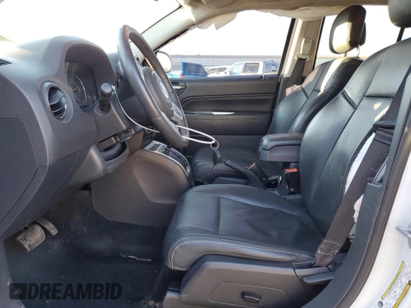 2015 Jeep Compass High Altitude Edition with VIN 1C4NJDEB5FD189220, listed as a Copart auction lot 49074205 with 81,207 mi miles and Clean Title. Bid and sale history available at carsss.com. Image 7.