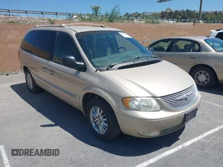 2001 Chrysler Town & Country Limited with VIN 2C8GP64L31R241168, listed as a IAAI auction lot 42094315 with 213,800 mi miles. Bid and sale history available at carsss.com. Image 1.