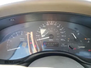 1998 Oldsmobile Cutlass GLS z VIN 1G3NG52M6W6326292, wystawiony jako Copart lot #42117435 z przebiegiem 129 999 mil mil oraz Szkoda całkowita • Salvage title. Historia ofert i sprzedaży dostępna na DreamBid. Obrazek 9.