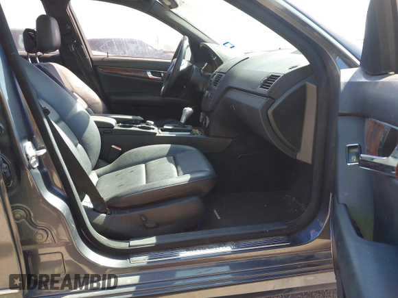 2010 Mercedes-Benz C-Class C 300 Sport with VIN WDDGF5EB1AR130862, listed as a IAAI auction lot 41819105 with 1 mi miles. Bid and sale history available at carsss.com. Image 5.