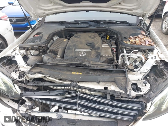 2017 Mercedes-Benz E-Class E 300 Luxury with VIN WDDZF4KB9HA072483, listed as a IAAI auction lot 41805058 with 131,890 mi miles. Bid and sale history available at carsss.com. Image 10.